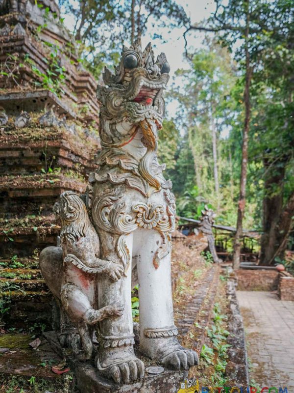 Wat Pha Lat In Chiang Mai