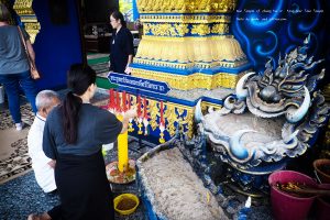 One day visit White Temple, Black House,blue temple