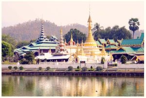 mae hong son with private tour guide